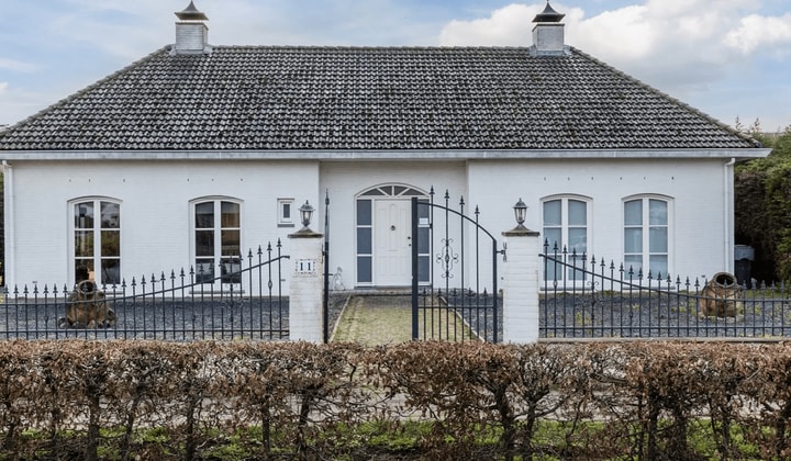 Huis | 223m² | Palmbrugweg | €2500,-