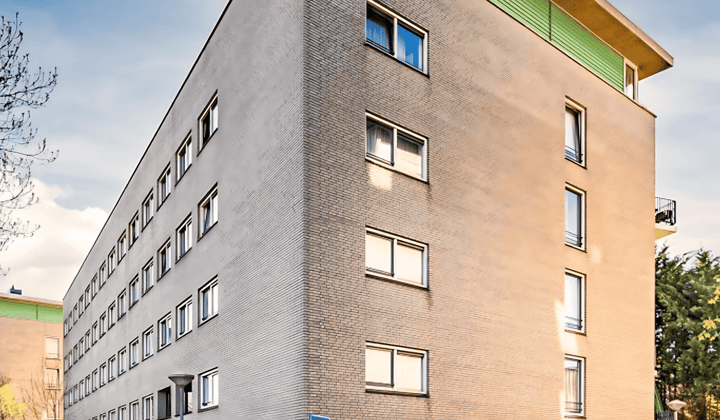 Kamer | m² | €2010,-