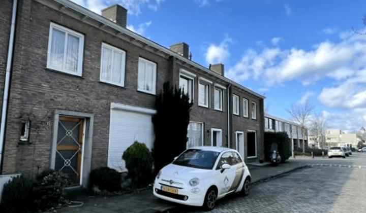 Kamer | 94m² | €1440,-