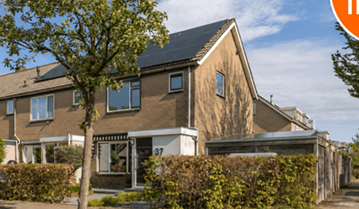 Kamer | m² | €2000,-