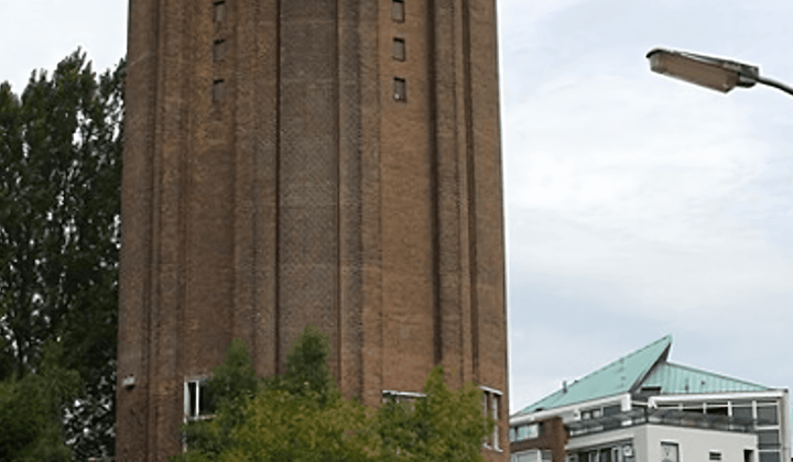 Tijdelijk appartement met balkon en parkeerplaats
