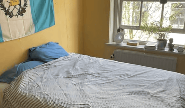 Huis · €600,-