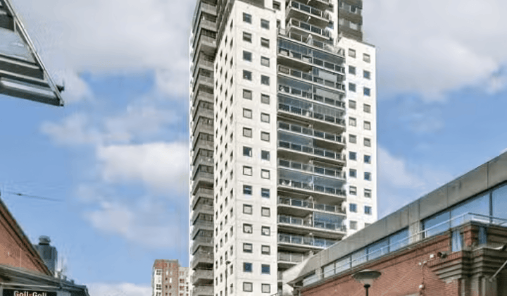 Huis | 129m² | €2250,-