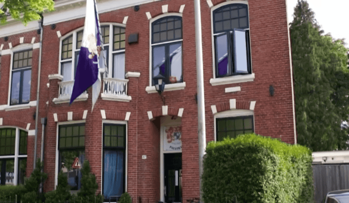 Gemeubileerde studentenkamer met tuin en mannenhuis