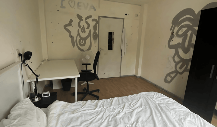 Kamer | 13m² | €400,-
