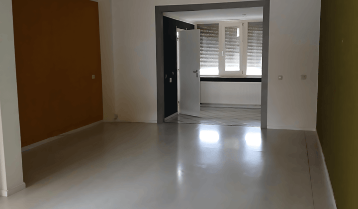 Huis | 99m² | €205,-
