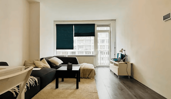 Kamer | 59m² | €611,-