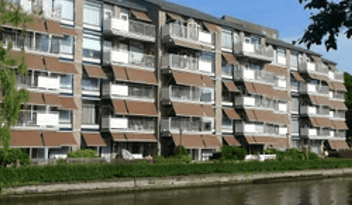 Appartement met Balkon en Parkeerplaats