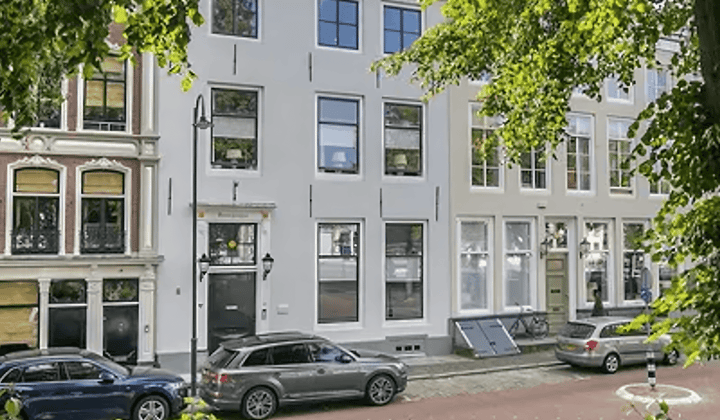 Huis · €1425,-