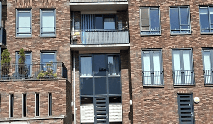 Appartement · 89 m² · €713,-