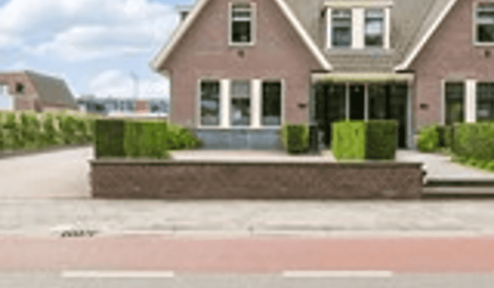 Kantoor | 229m² | €2300,-