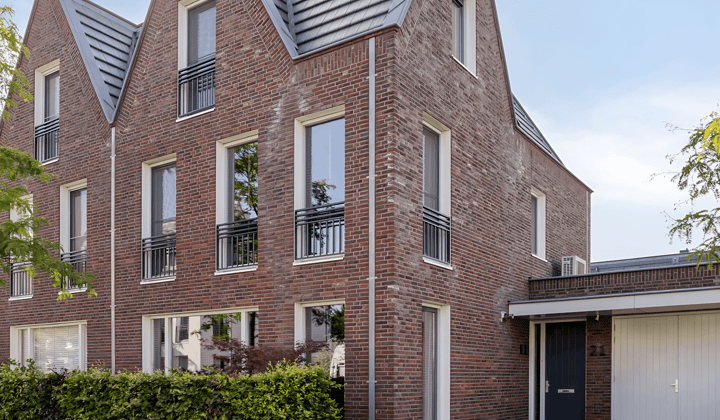 Huis · 200 m² · €3995,-