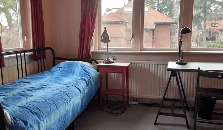Kamer | 16m² | €750,-