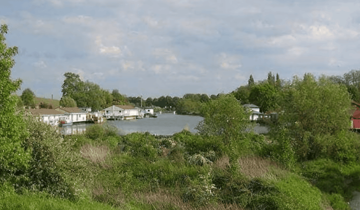 Woonboot · 20 m² · €675,-