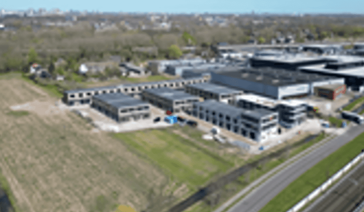 Bedrijfsruimte · 118 m² · €1350,-