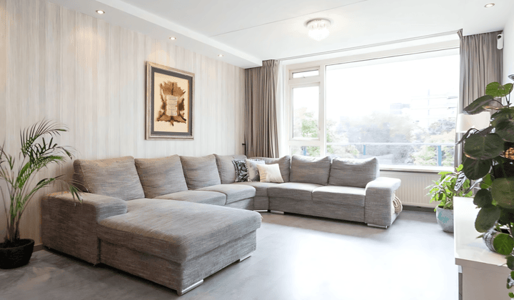 Kamer · 13 m² · €1200,-