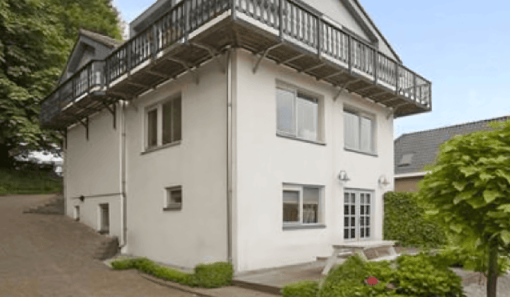 Huis | m² | €2750,-