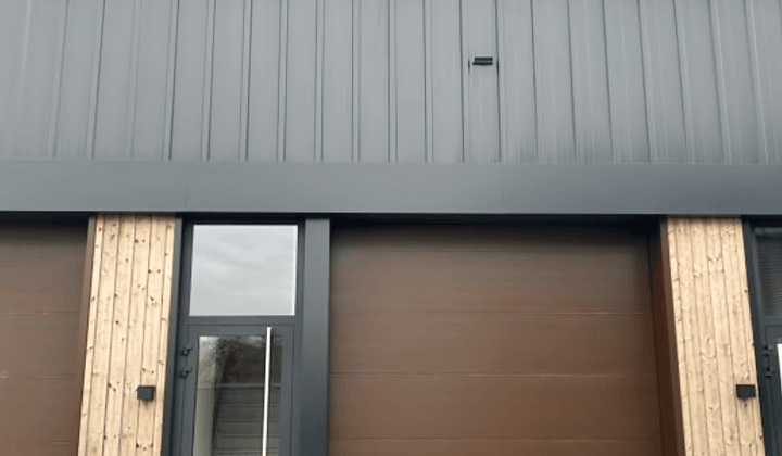 Bedrijfsruimte | 118m² | €1250,-