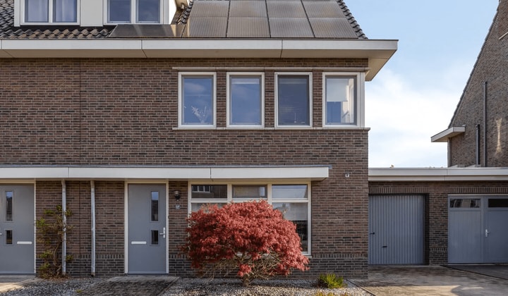 Huis | 160m² | Zands Allee | €2095,-