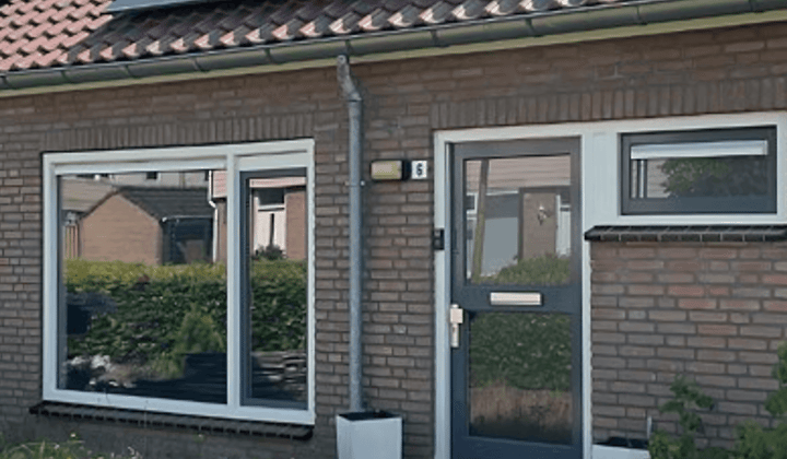 Huis · 37 m² · €562,-