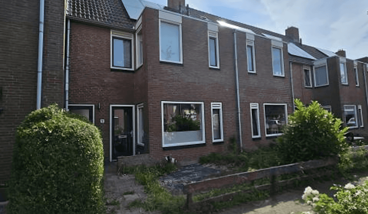 4-kamer eengezinswoning met tuin