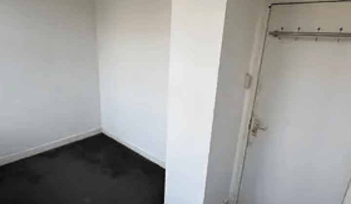 Kamer | 13m² | €487,-