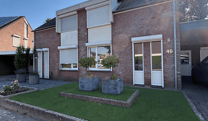 Huis | 114m² | €2200,-