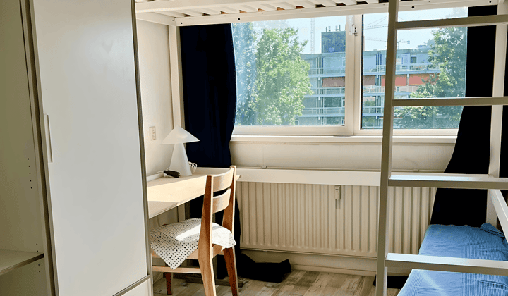 Gemeubileerde kamer van 10 m² met gedeelde voorzieningen
