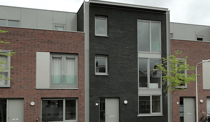Ruime eengezinswoning met tuin en vier slaapkamers