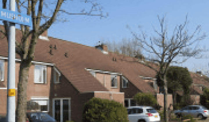Tussenwoning met tuin en 4 slaapkamers