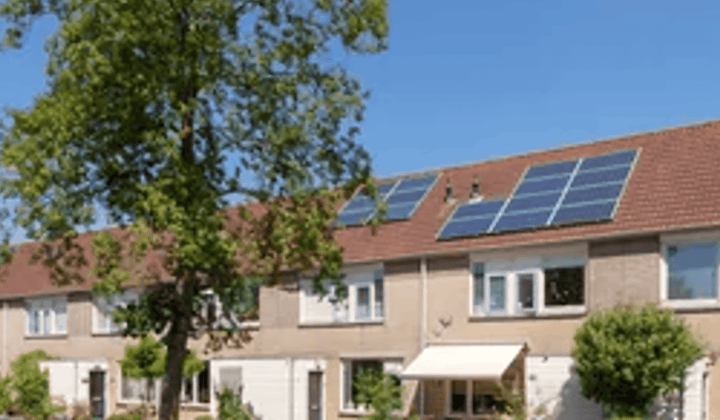 Eengezinswoning met tuin en inloopdouche