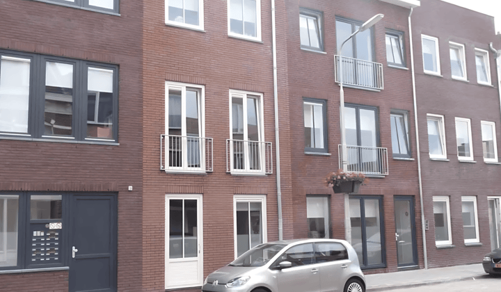 Studio | m² | €815,-