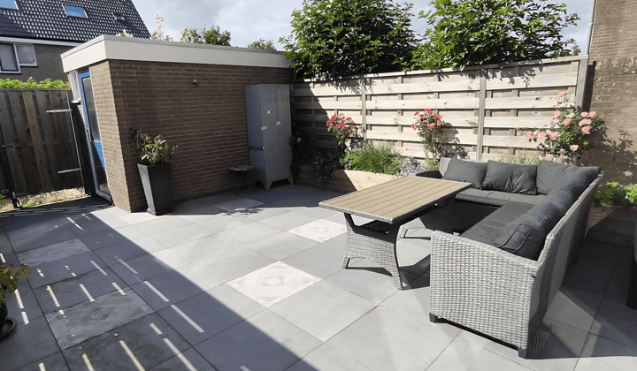 Huis | 90m² | €1370,-