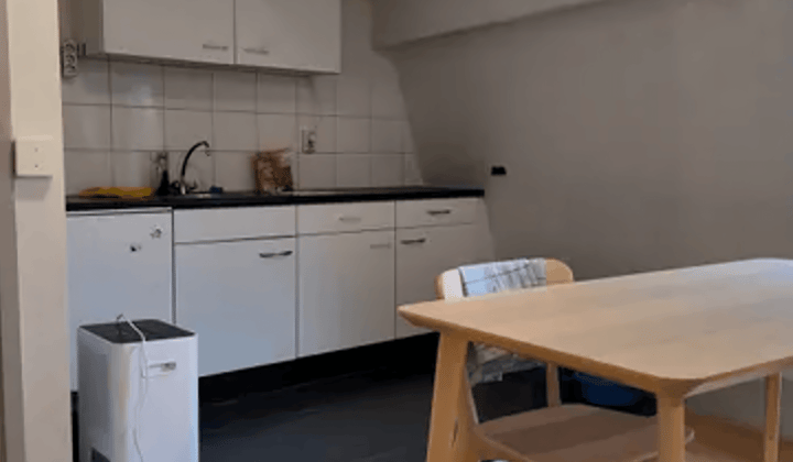Appartement met 1 slaapkamer en wasmachine aansluiting
