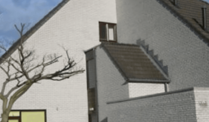 Appartement met balkon en één slaapkamer