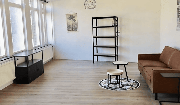 Gemeubileerd appartement met mooi uitzicht in het centrum