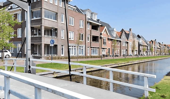 Appartement · 89 m² · €2100,-