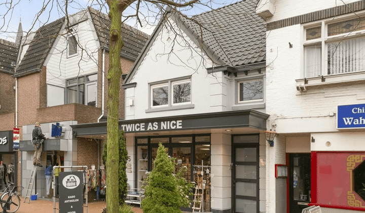 Gemeubileerd appartement met balkon en tijdelijke huur