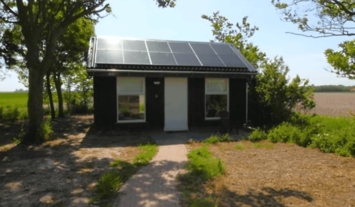 Gemeubileerde studio met tuin en uitzicht