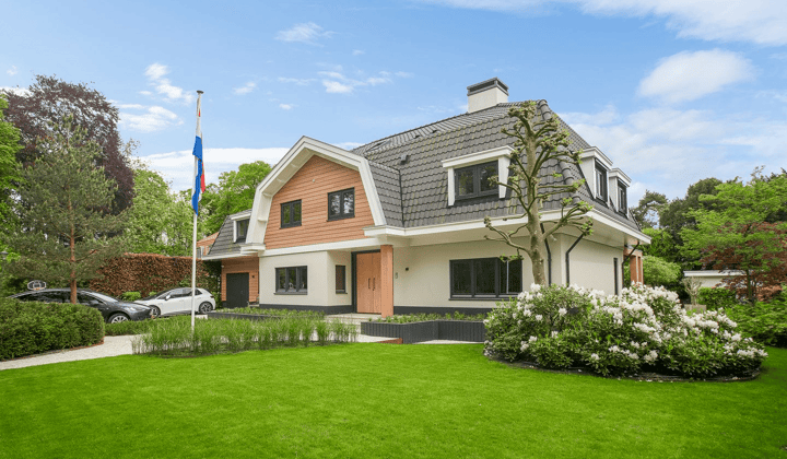 Huis | 412m² | Brink | €7400,-