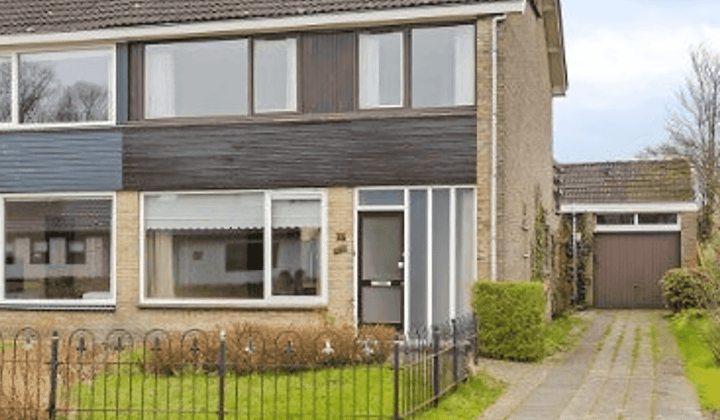 Huis · 122 m² · €1500,-