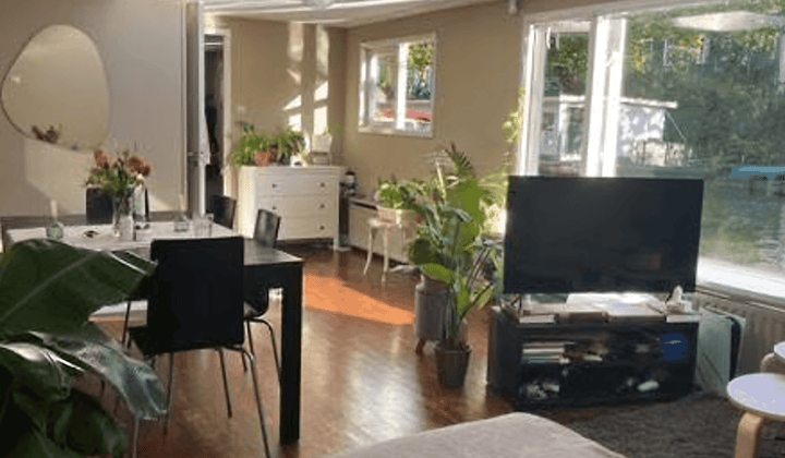 Woonboot · €992,-