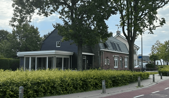 Kamer | 108m² | €1950,-