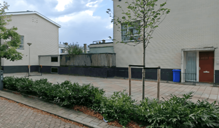 Huis · 69 m² · €1215,-