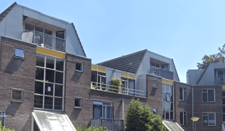 Kamer | 54m² | €592,-