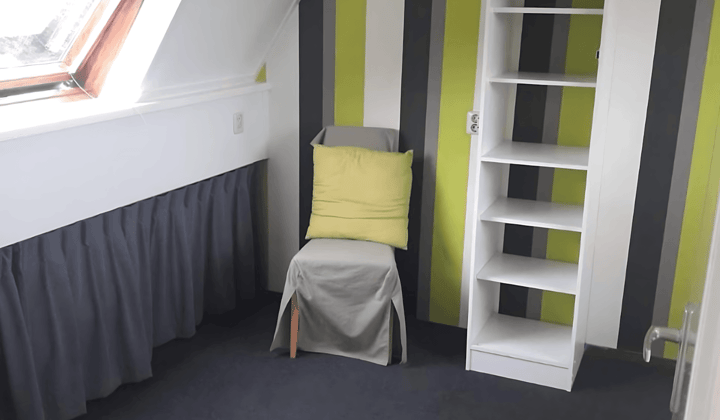 Kamer | 15m² | €650,-