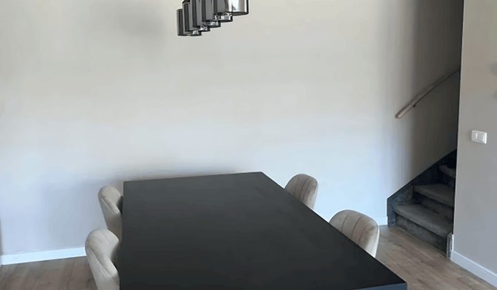 Kamer | 75m² | €970,-