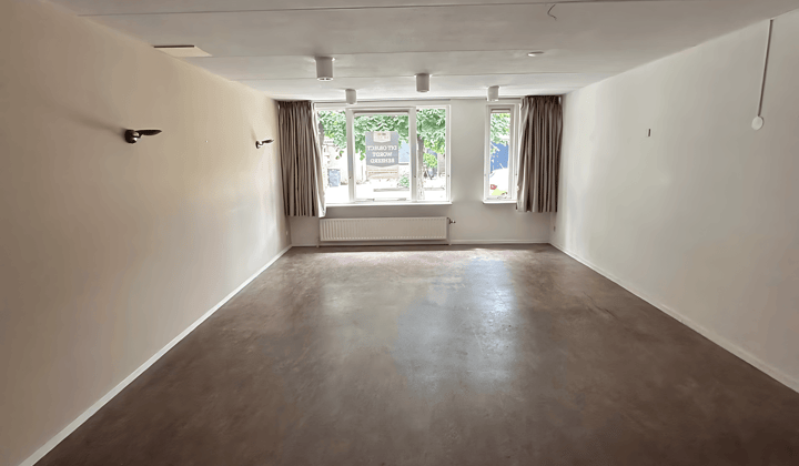 Huis | 24m² | €8888,-
