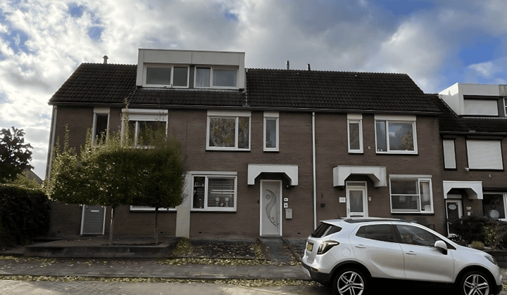 Huis · 25 m² · €1350,-