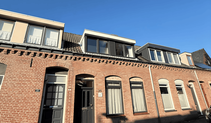Huis · 113 m² · €1700,-